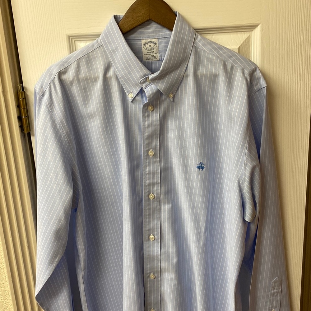 Brooks Brothers Mens XL button-down dress shirt